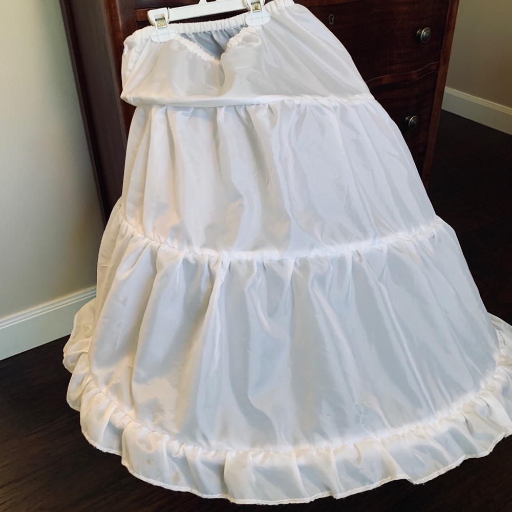 CHASING FIREFLIES Hoop Petticoat (Size 8)